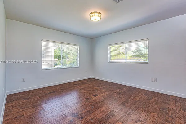 $3,600 | 2882 South Le Jeune Road, Unit 2882, Coral Gables, FL 33134