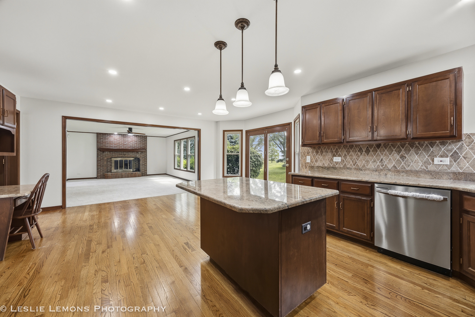 1876 Marne Road Bolingbrook, IL 60490 - Photo 8 of 23