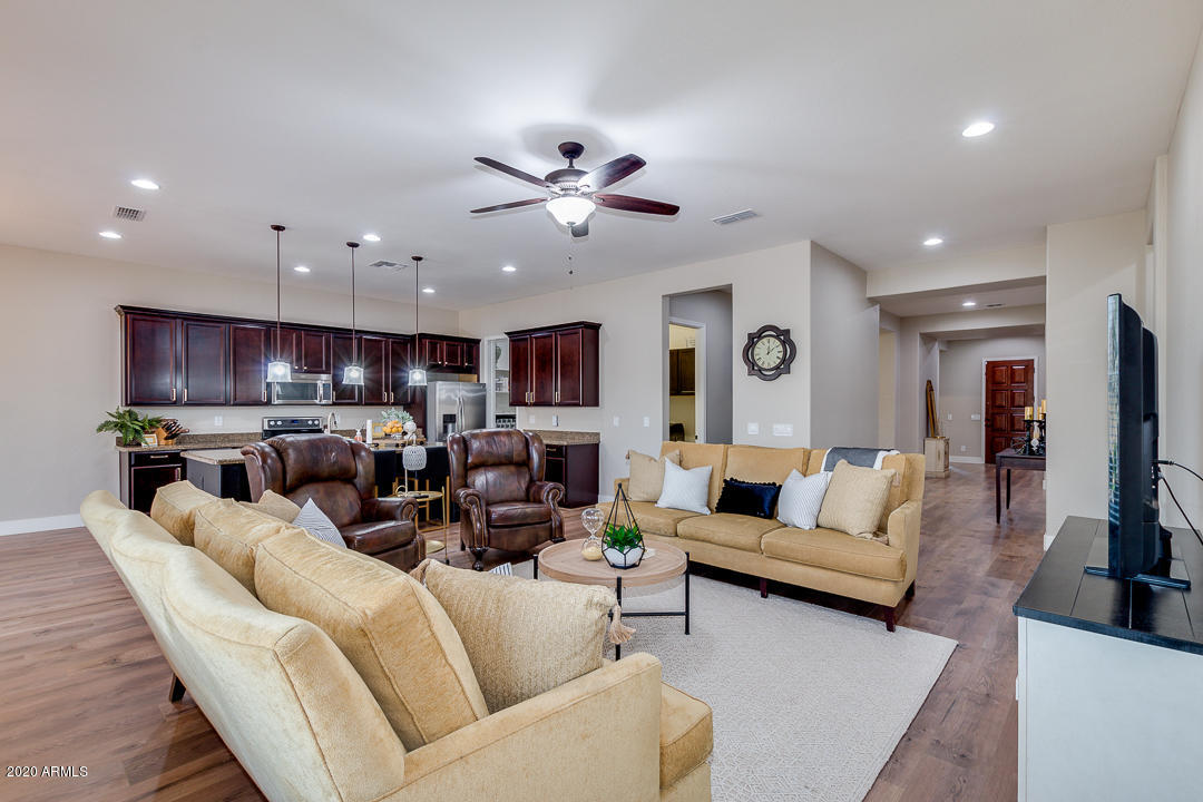 20118 East Quintero Road Queen Creek, AZ 85142 - Photo 8 of 45 09-Quintero