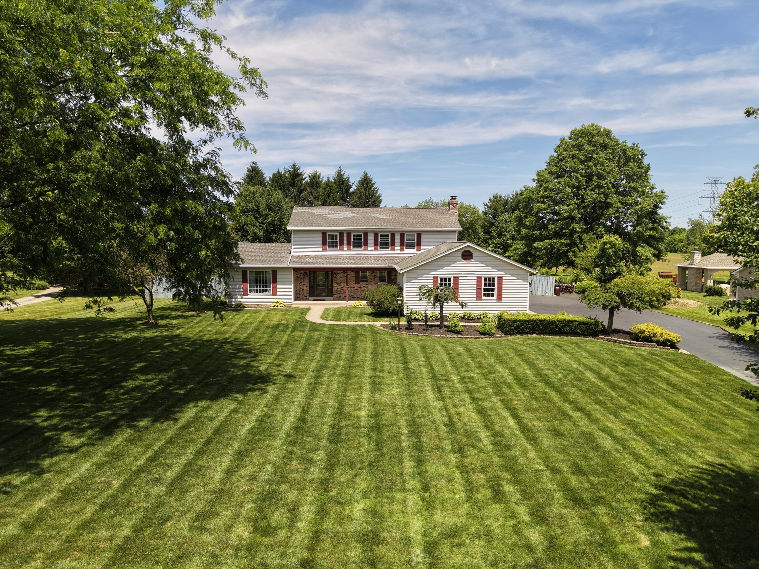5220 Smothers Road Westerville, OH 43081 - Photo 4 of 81