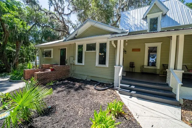 $375,000 | 20549 9 Street, McIntosh, FL 32664