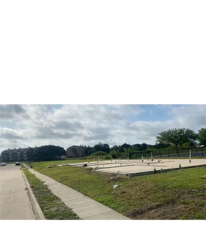 a view of lake with houses