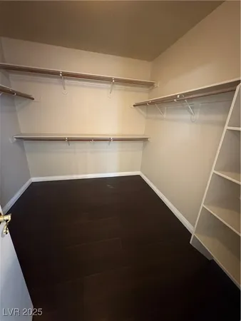 $2,400 | 1532 Honey Vista Lane, North Las Vegas, NV 89032