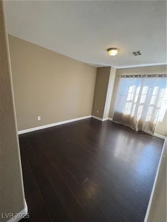 $2,400 | 1532 Honey Vista Lane, North Las Vegas, NV 89032