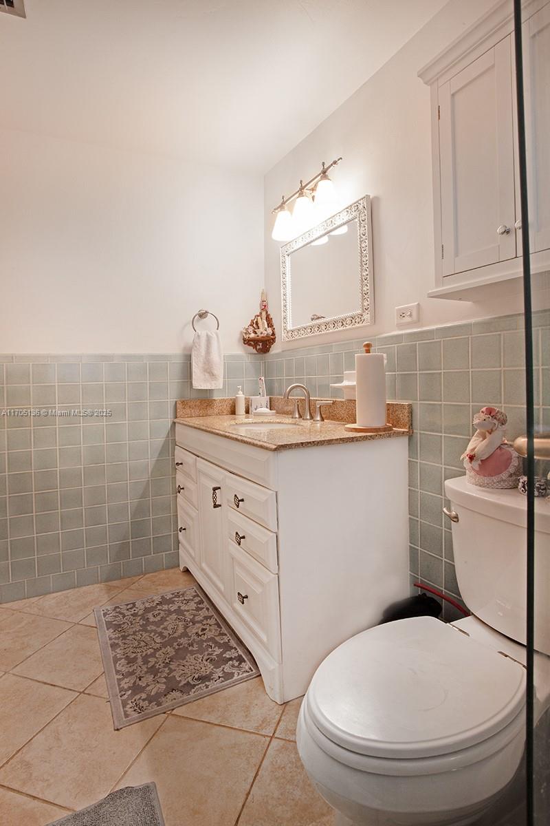 808 Mission Hill Road Boynton Beach, FL 33435 - Photo 37 of 68