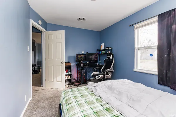 $114,900 | 1914 East 24th Street, Muncie, IN 47302