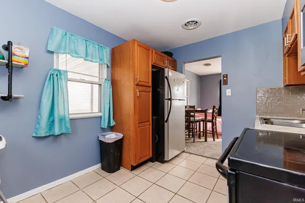 $114,900 | 1914 East 24th Street, Muncie, IN 47302