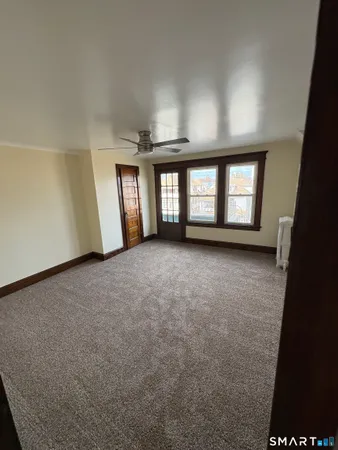 $2,150 | 689 Maplewood Avenue, Bridgeport, CT 06605