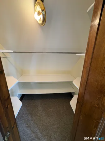 $2,150 | 689 Maplewood Avenue, Bridgeport, CT 06605