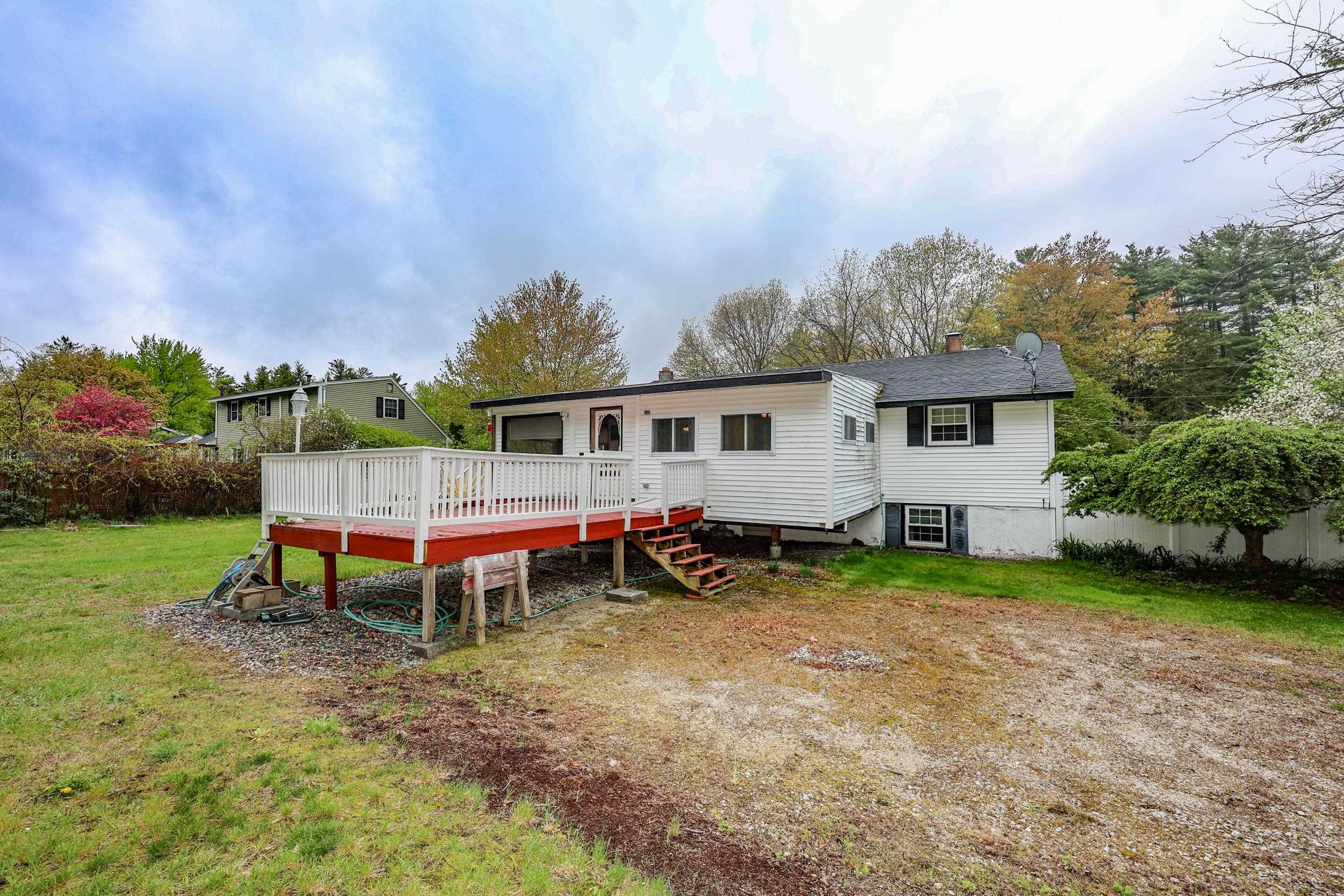 15 Raymond Drive Merrimack, NH 03054 - Photo 12 of 42