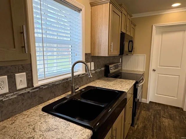 $269,900 | 3305 North Benton Road, Muncie, IN 47304