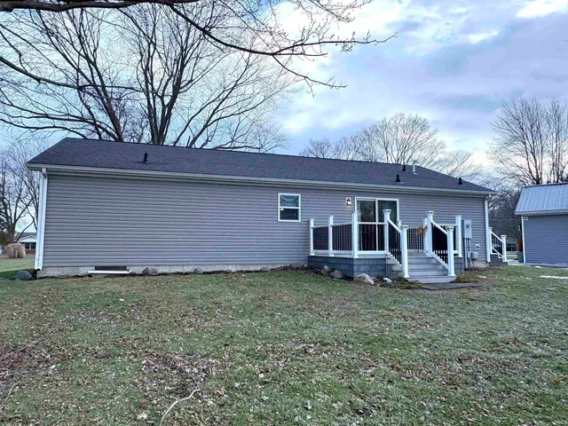 $269,900 | 3305 North Benton Road, Muncie, IN 47304