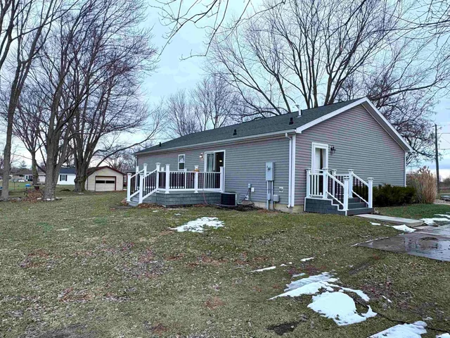 $269,900 | 3305 North Benton Road, Muncie, IN 47304