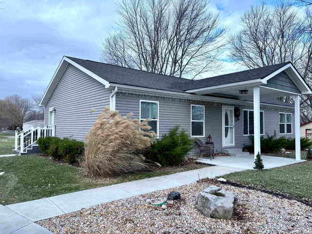$269,900 | 3305 North Benton Road, Muncie, IN 47304
