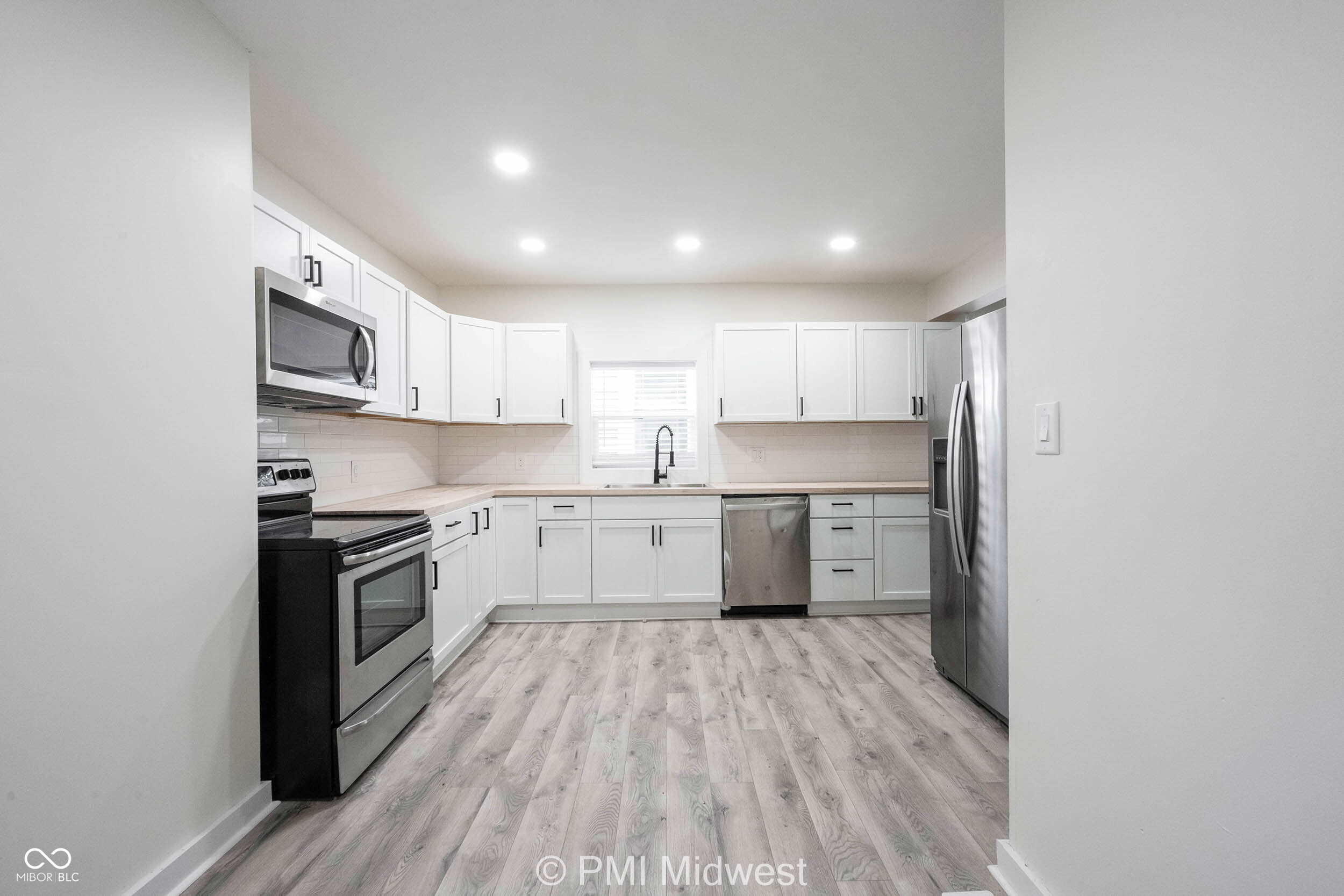 428 North Bradley Avenue Indianapolis, IN 46201 - Photo 13 of 34