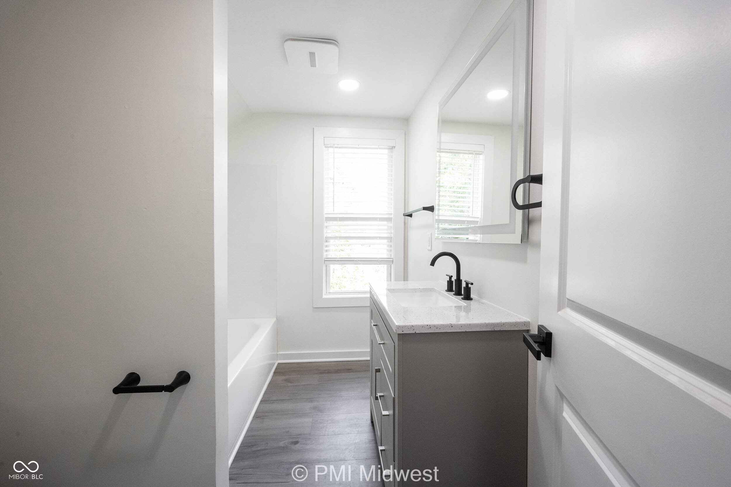 428 North Bradley Avenue Indianapolis, IN 46201 - Photo 16 of 34