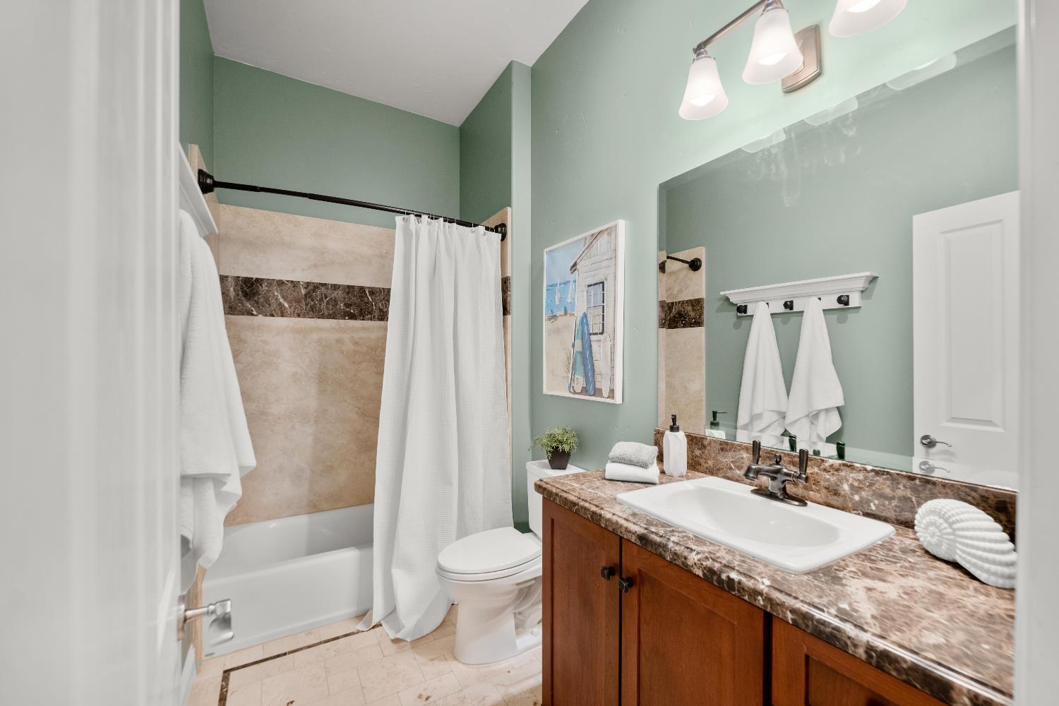 943 Eden Valley Road Colfax, CA 95713 - Photo 46 of 82 Full bathroom - Hallway