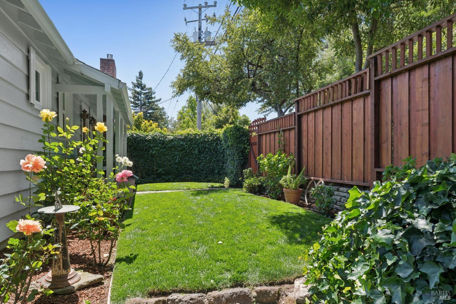 500 Summit Avenue Mill Valley, CA 94941 - Photo 3 of 25