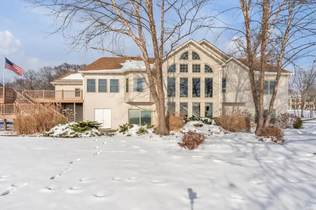 $684,900 | 1425 Lakeside Drive, Kendallville, IN 46755