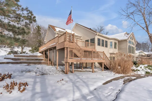 $684,900 | 1425 Lakeside Drive, Kendallville, IN 46755