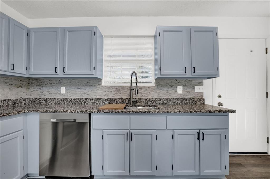 15 Brighton Court Southeast Cartersville, GA 30121 - Photo 9 of 28