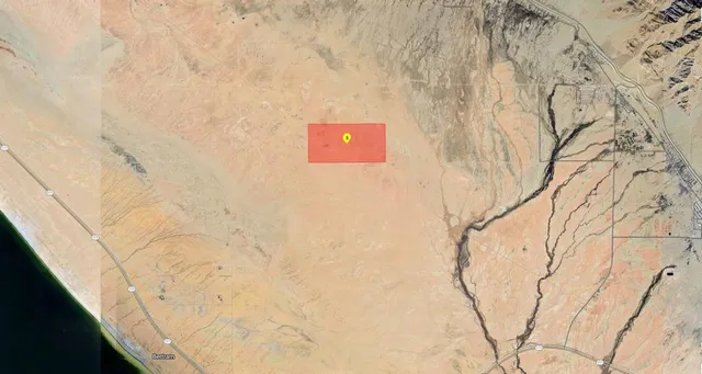 a view of a wall with a wall