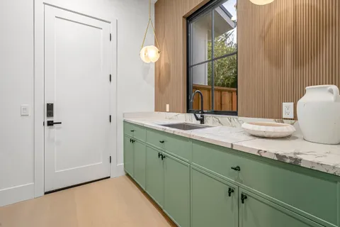 $7,788,000 | 15 San Juan Avenue, Menlo Park, CA 94025