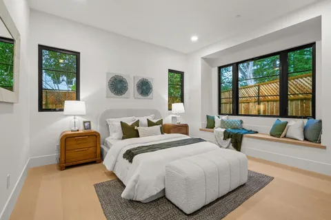 $7,788,000 | 15 San Juan Avenue, Menlo Park, CA 94025