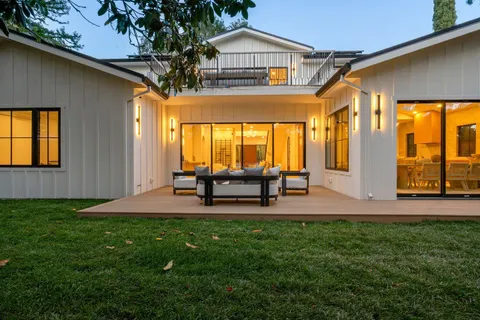 $7,788,000 | 15 San Juan Avenue, Menlo Park, CA 94025