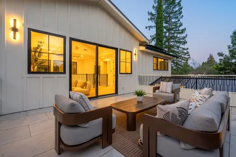 $7,788,000 | 15 San Juan Avenue, Menlo Park, CA 94025