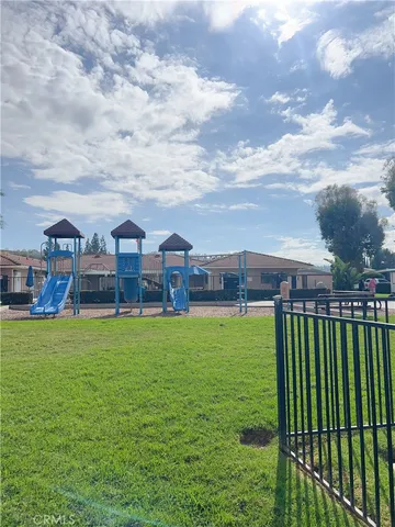 a view of terrace with city view