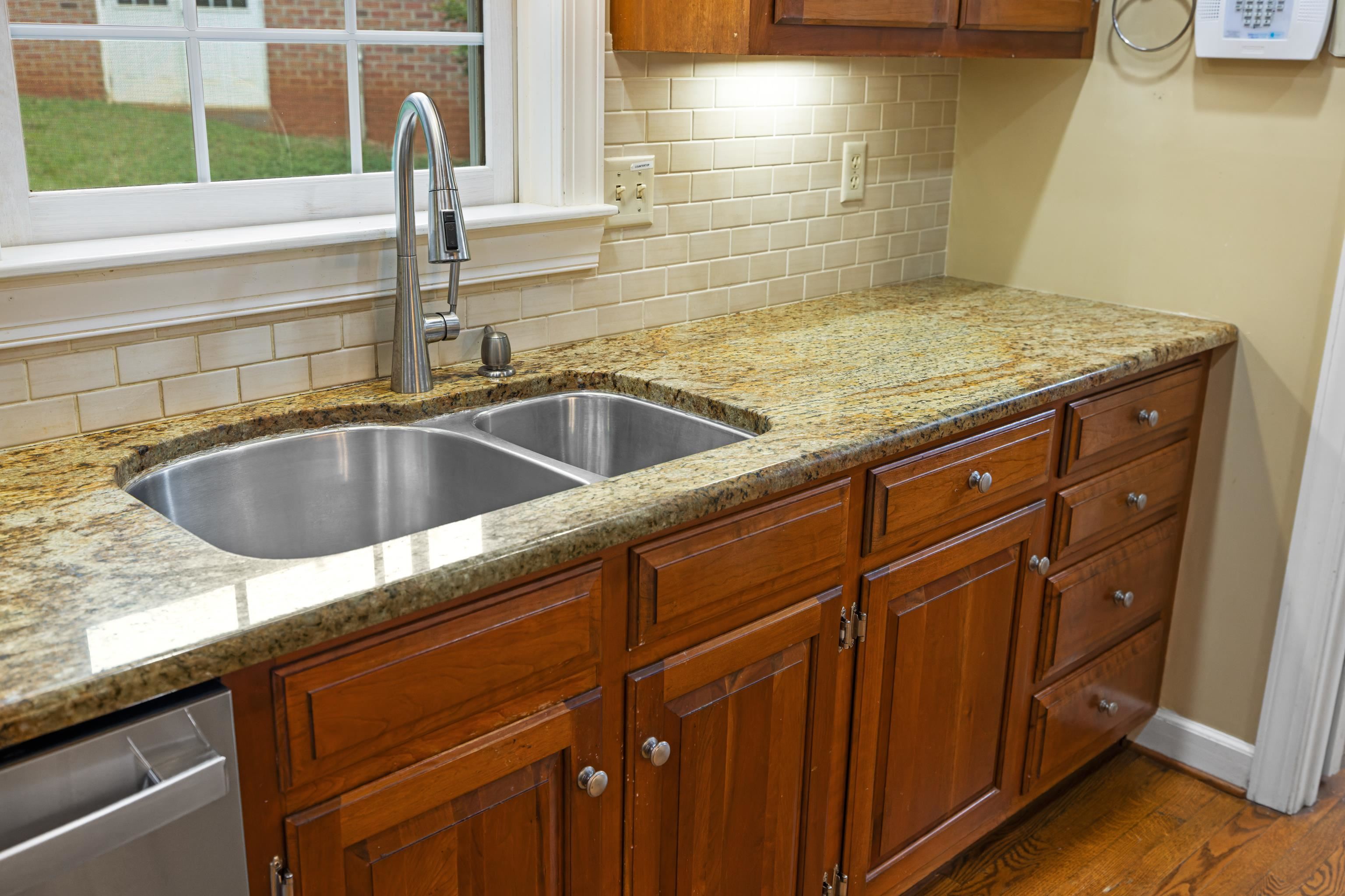 108 Rorrer Circle Harrisonburg, VA 22801 - Photo 9 of 53 Double Sink