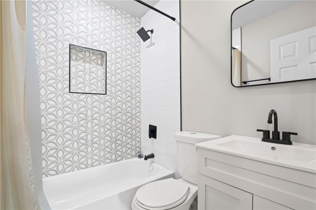 1467 Ryan Street Southwest Atlanta, GA 30310 - Photo 20 of 36