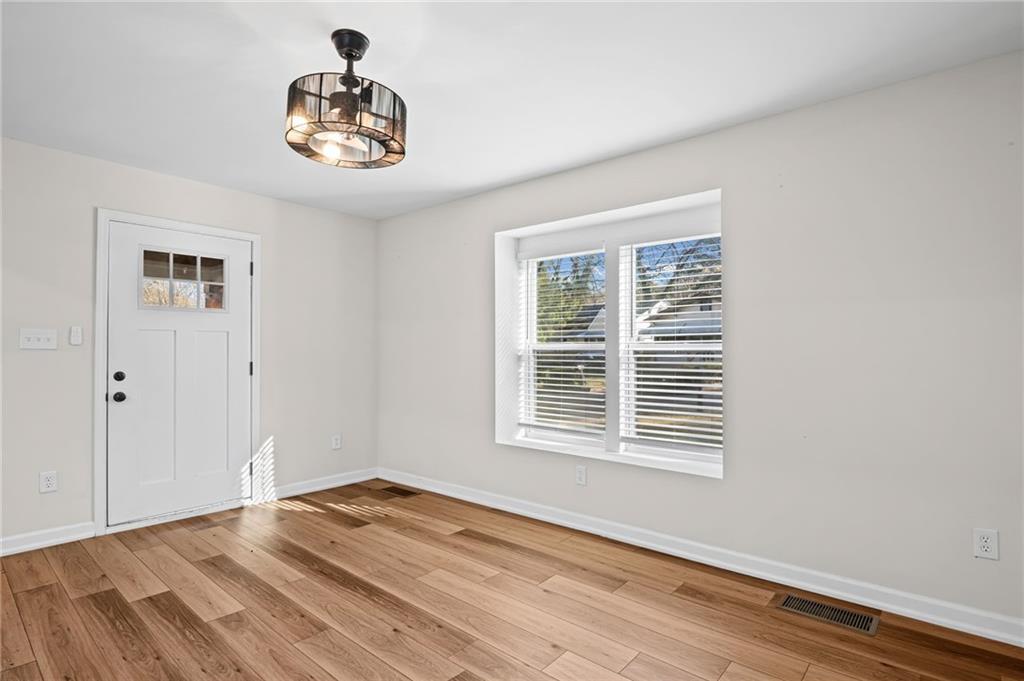 1467 Ryan Street Southwest Atlanta, GA 30310 - Photo 8 of 36