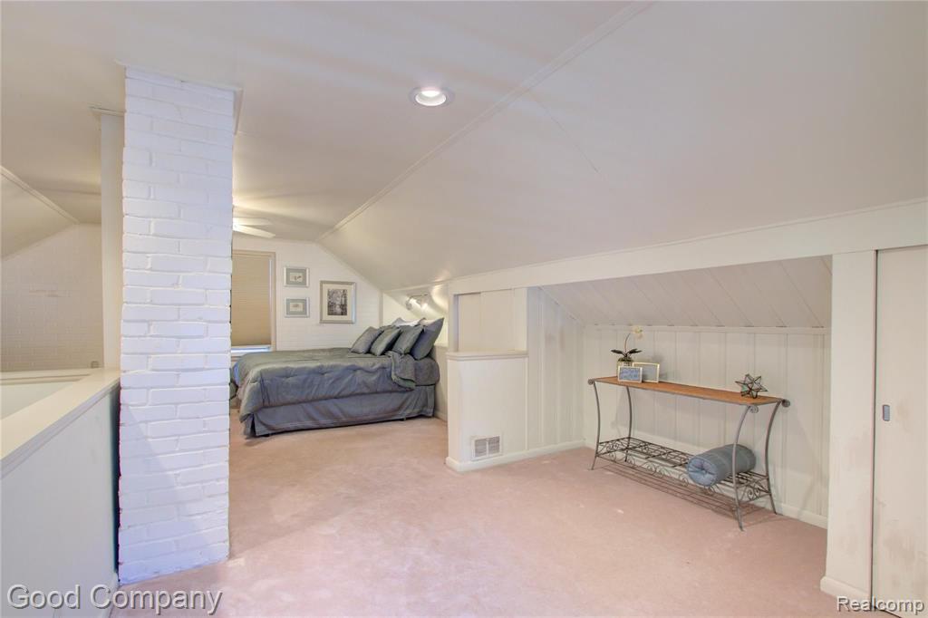 851 Cambridge Road Berkley, MI 48072 - Photo 20 of 39