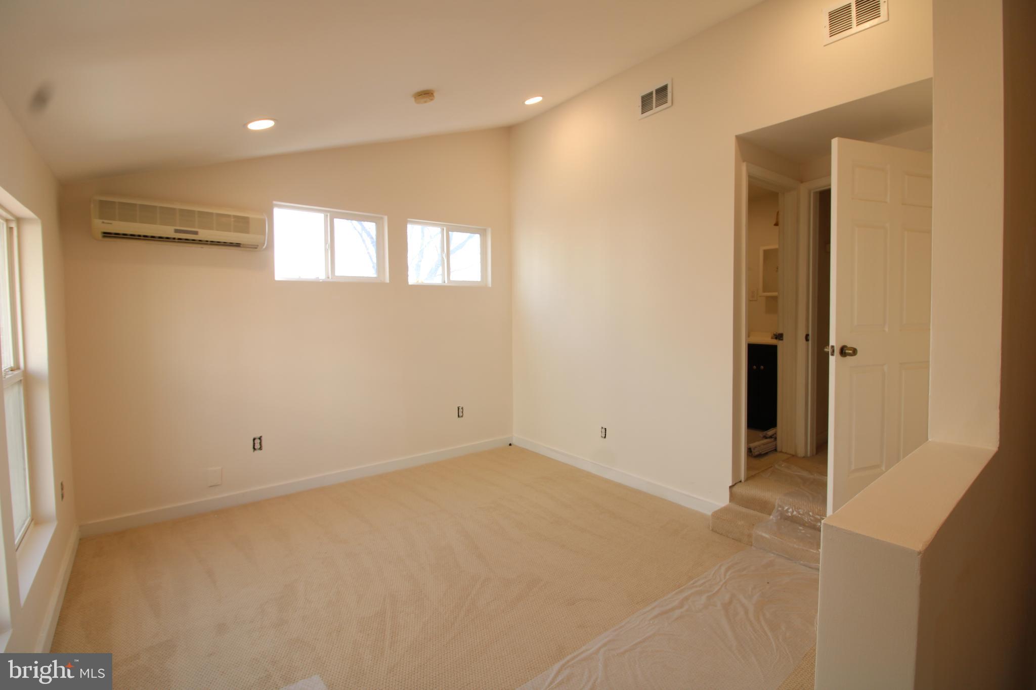 24 East Reed Avenue Alexandria, VA 22305 - Photo 16 of 23