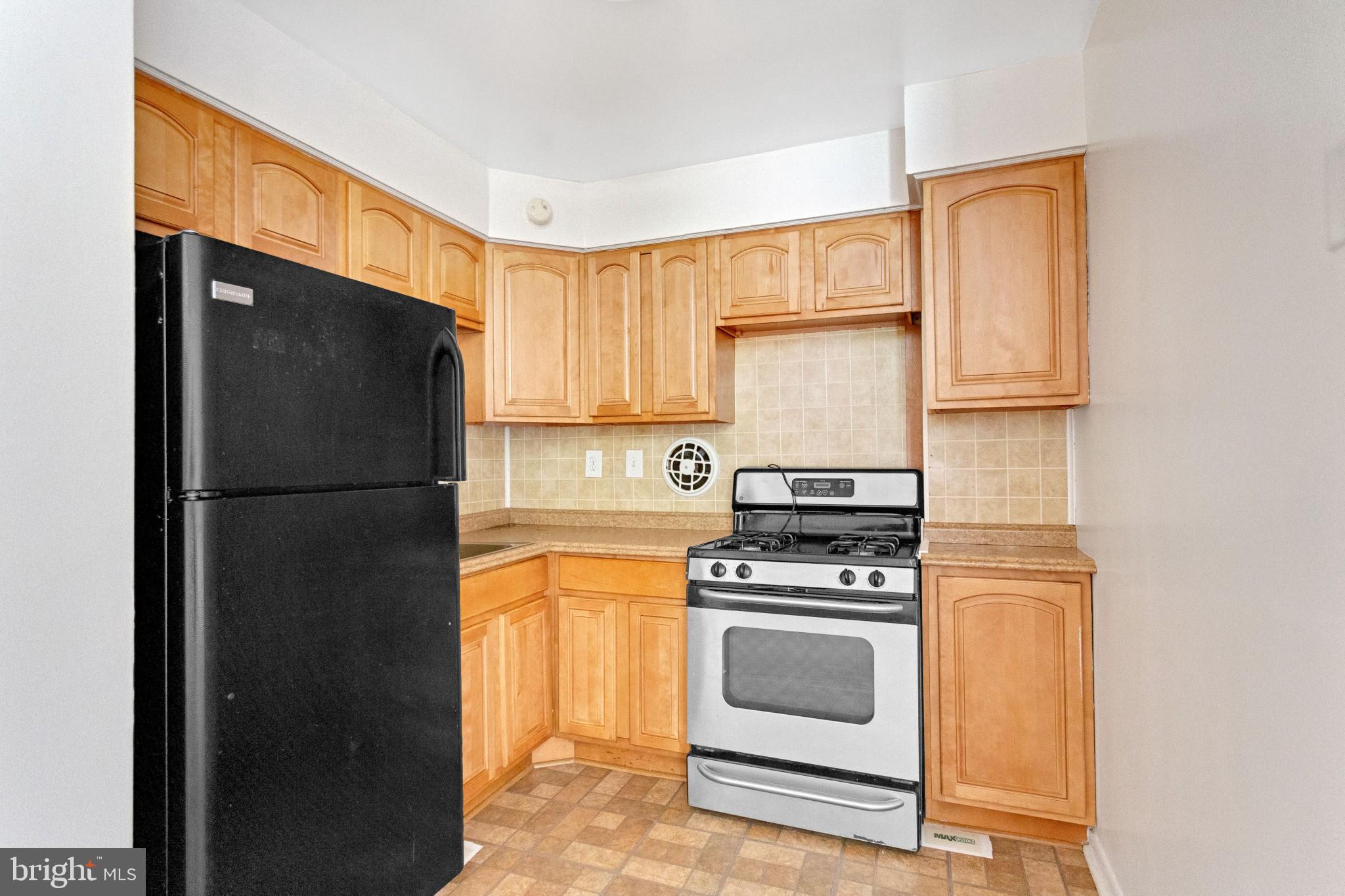 2739 Cranston Road Philadelphia, PA 19131 - Photo 6 of 30
