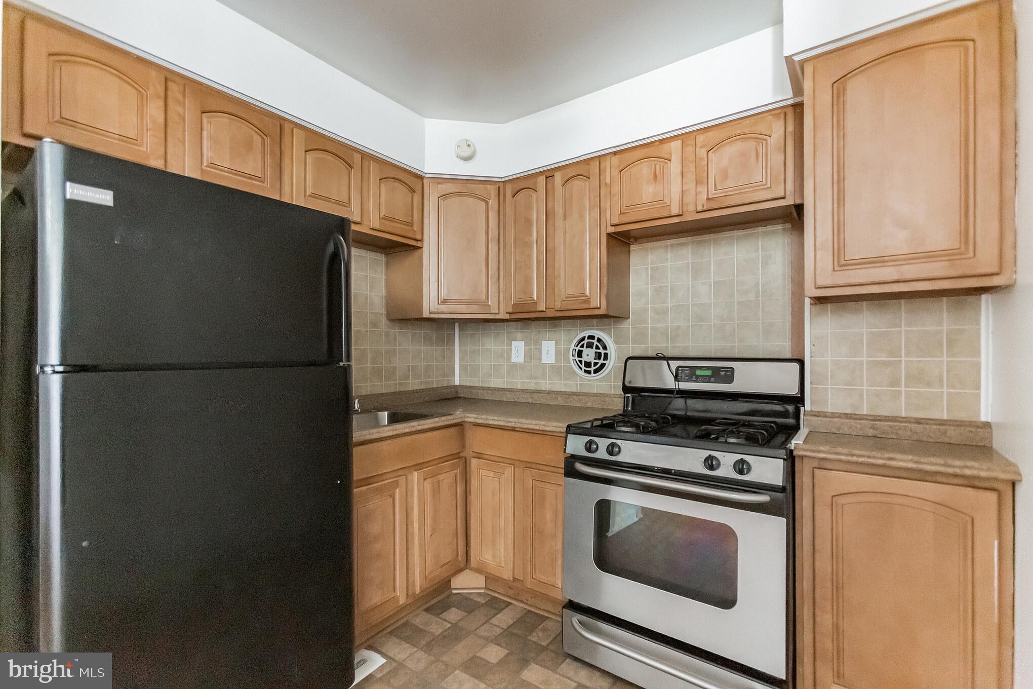 2739 Cranston Road Philadelphia, PA 19131 - Photo 7 of 30