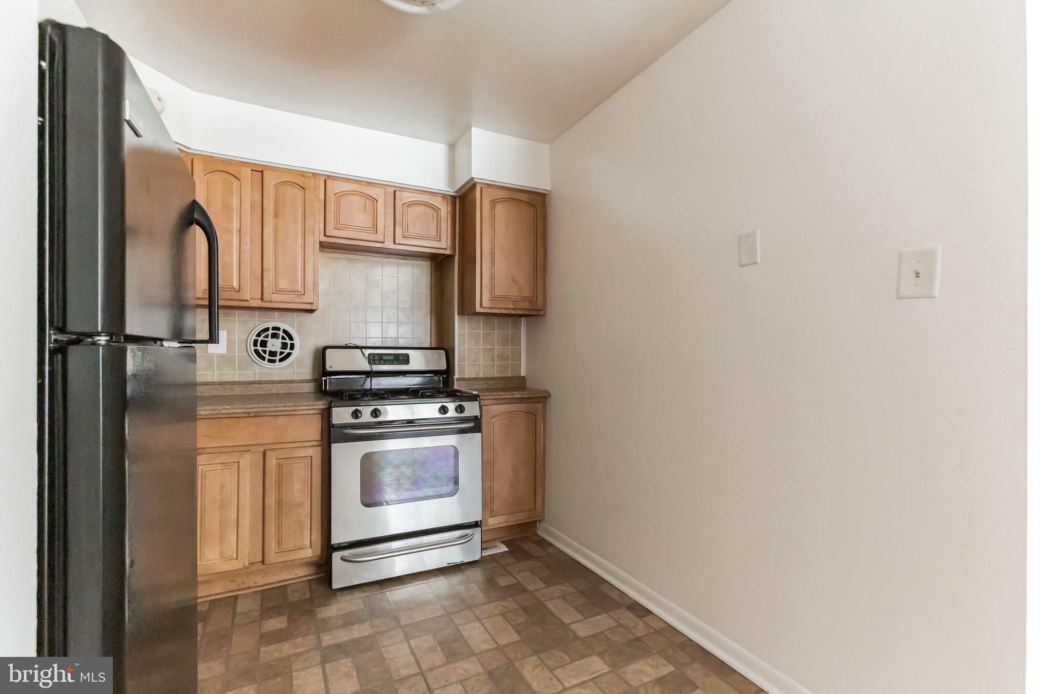 2739 Cranston Road Philadelphia, PA 19131 - Photo 8 of 30
