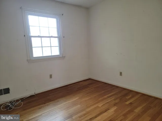 $585,000 | 7405 Forrester Lane, Manassas, VA 20109