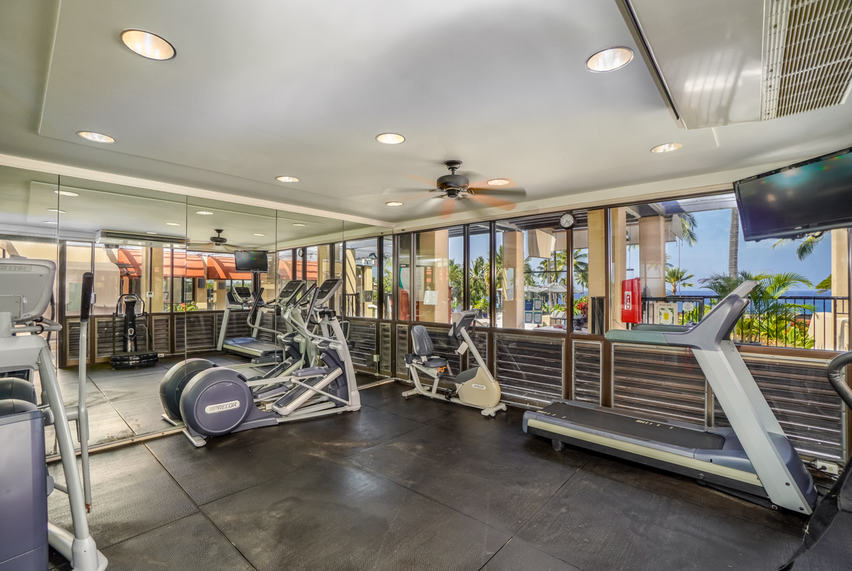 78-6834 Ali‘i Drive, Unit 22B 201 & 202 Kailua-Kona, HI 96740 - Photo 24 of 24 a room with gym equipment and lots of gym equipment