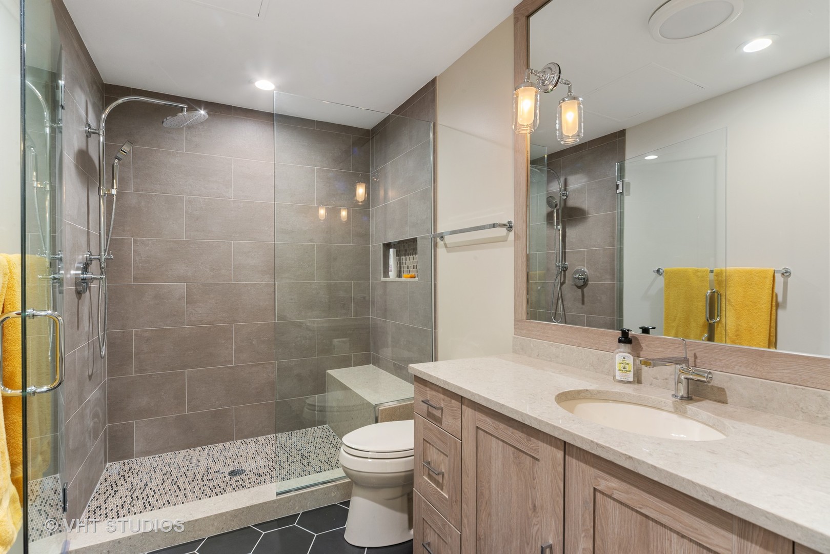 1505 West Jackson Boulevard Chicago, IL 60607 - Photo 22 of 46