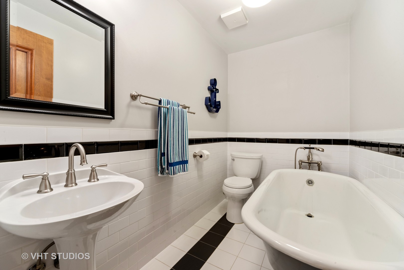 1505 West Jackson Boulevard Chicago, IL 60607 - Photo 36 of 46