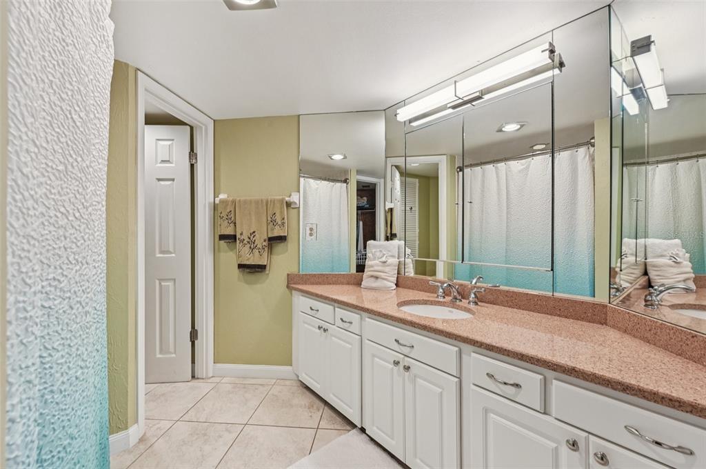 8710 Midnight Pass Road, Unit 203B Sarasota, FL 34242 - Photo 34 of 42