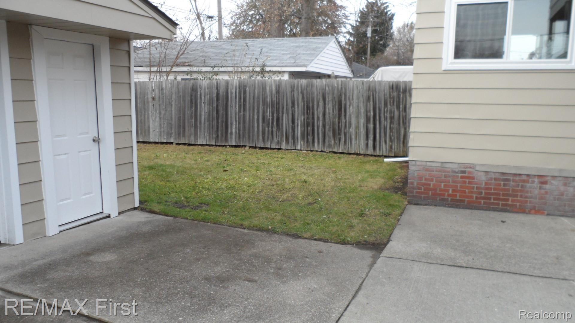 4161 Cadieux Road Detroit, MI 48224 - Photo 49 of 55 11.jpg