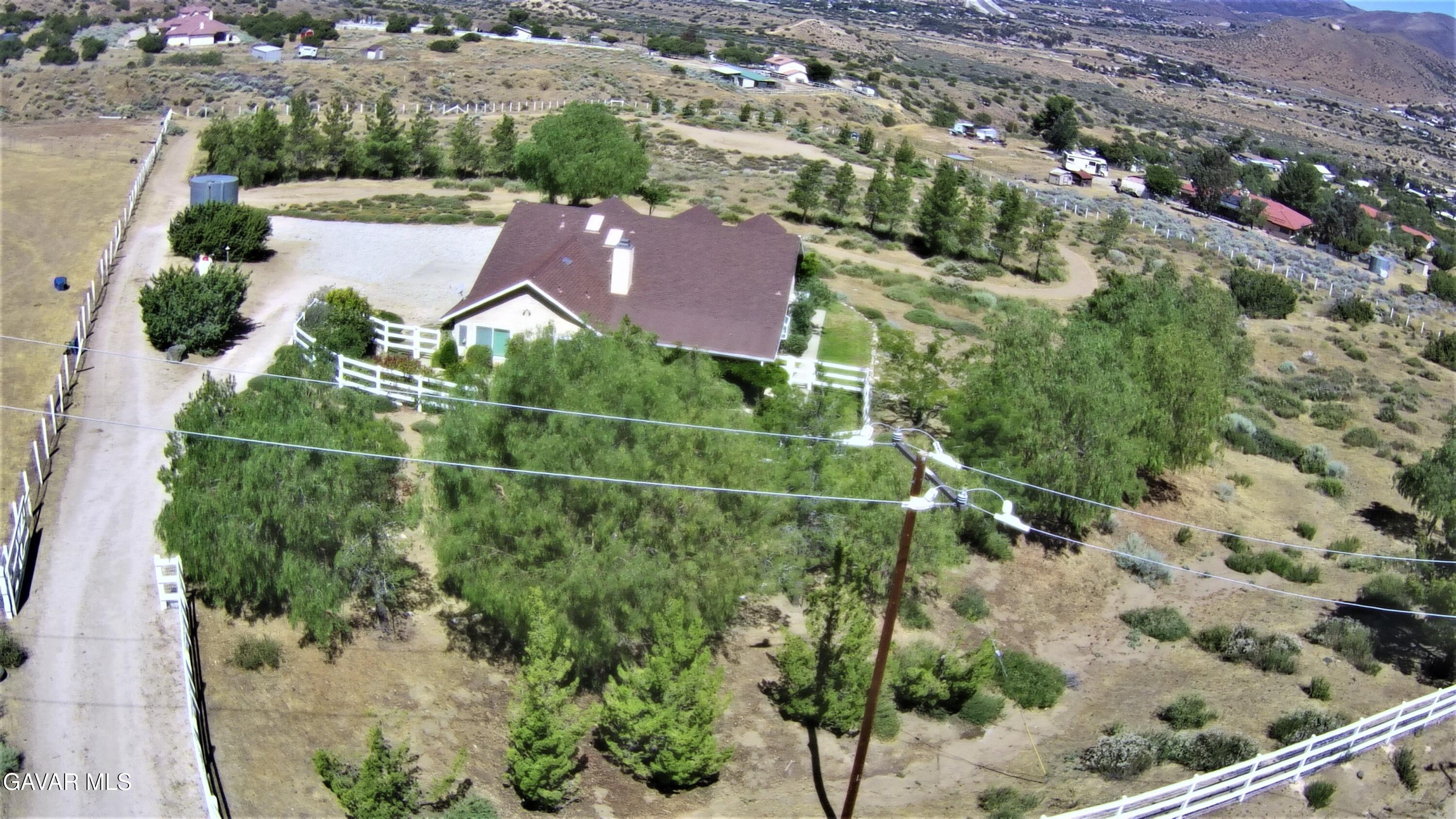 32151 Quirk Road Acton, CA 93510 - Photo 35 of 42 010