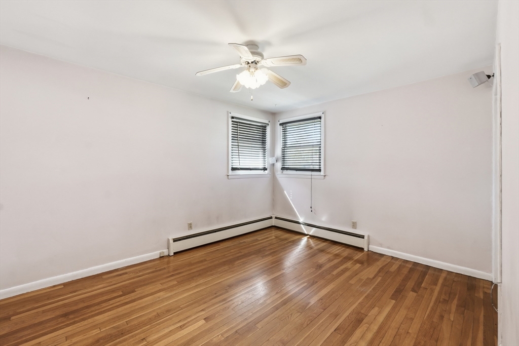 43 Robin Road Worcester, MA 01604 - Photo 25 of 31