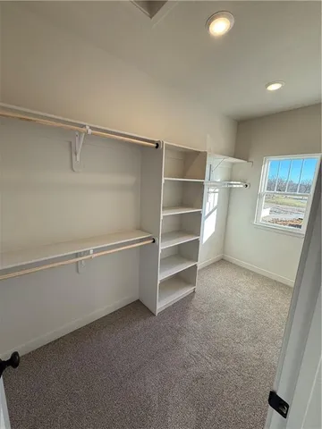 $441,997 | 16209 Ryan Circle, Parkville, MO 64152