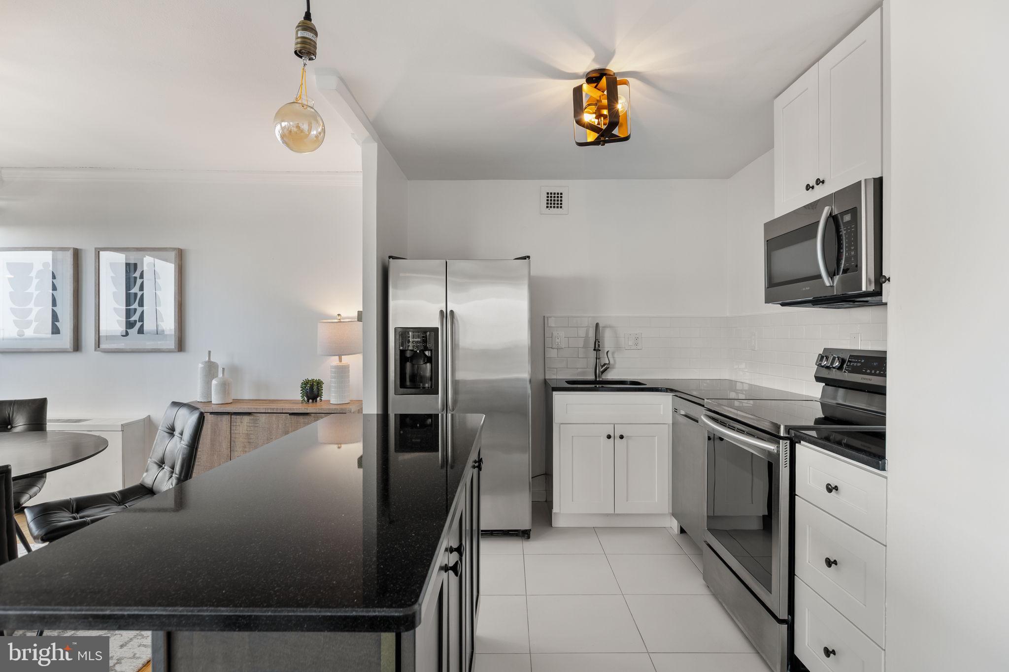 224-30 West Rittenhouse Square, Unit 2311 Philadelphia, PA 19103 - Photo 4 of 43