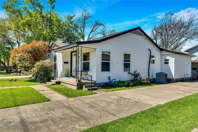 $2,750 | 5206 Grover Avenue, Austin, TX 78756